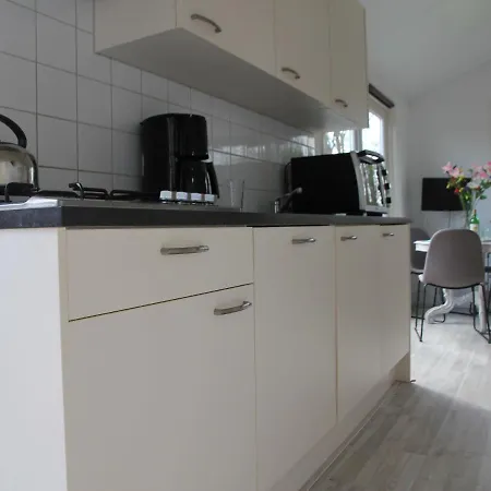 Comfortable Near The בית נופש