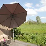 Comfortable Near The Nyaraló Warmenhuizen